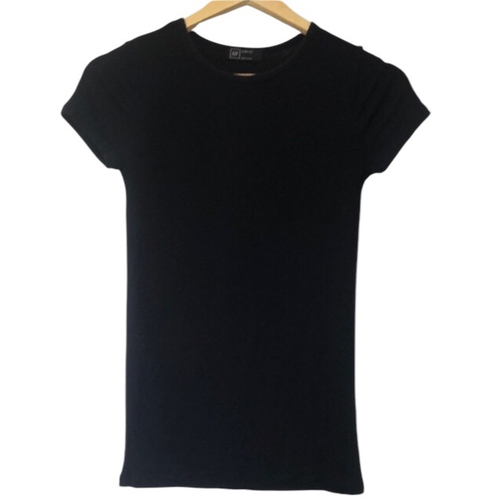 Women’s Navy Gap T-shirt